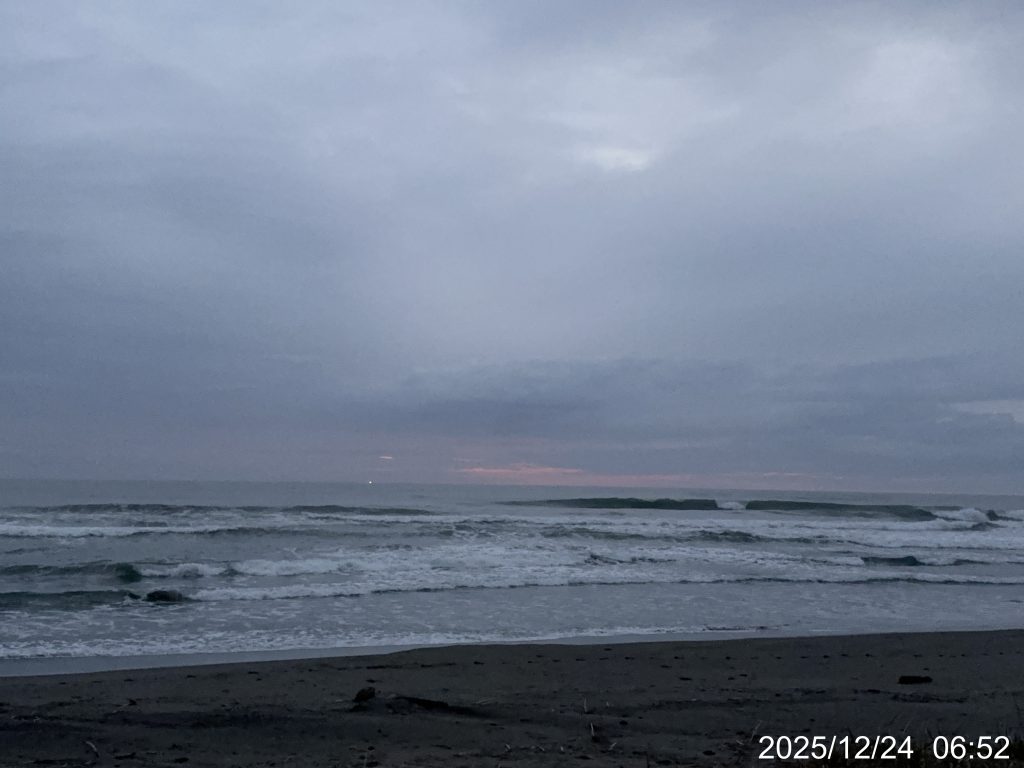 2025.12.24 木崎浜の朝の状況と今後の予想です！！ | 宮崎・福岡